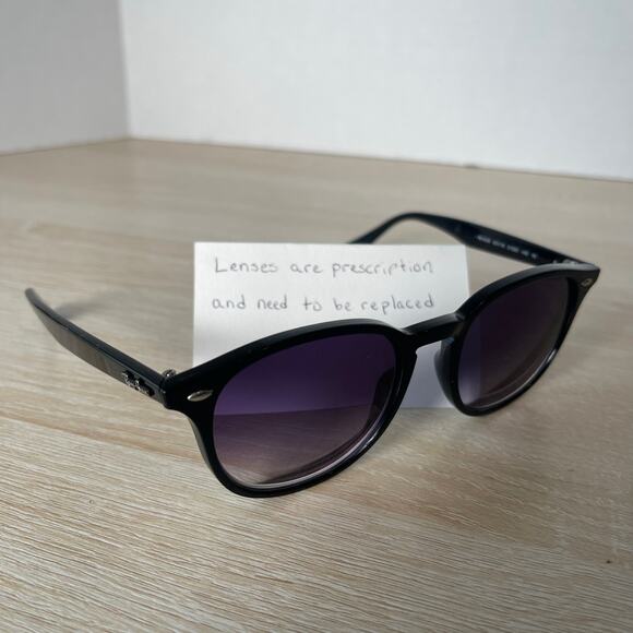 Ray-Ban RB4259 601/19 Sunglasses Black Made in Italy 51-20-145 FRAMES ONLY - Picture 1 of 8
